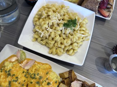 Cheezy Vegan by Chef Reeky
